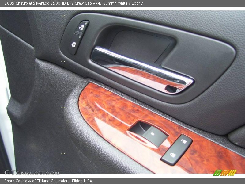 Summit White / Ebony 2009 Chevrolet Silverado 3500HD LTZ Crew Cab 4x4
