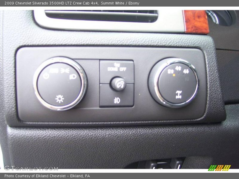 Summit White / Ebony 2009 Chevrolet Silverado 3500HD LTZ Crew Cab 4x4