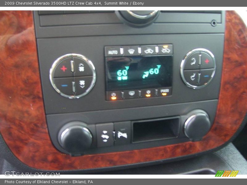 Summit White / Ebony 2009 Chevrolet Silverado 3500HD LTZ Crew Cab 4x4