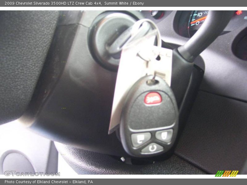 Summit White / Ebony 2009 Chevrolet Silverado 3500HD LTZ Crew Cab 4x4
