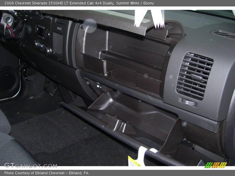 Summit White / Ebony 2009 Chevrolet Silverado 3500HD LT Extended Cab 4x4 Dually