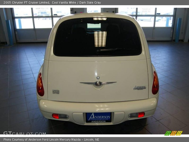 Cool Vanilla White / Dark Slate Gray 2005 Chrysler PT Cruiser Limited
