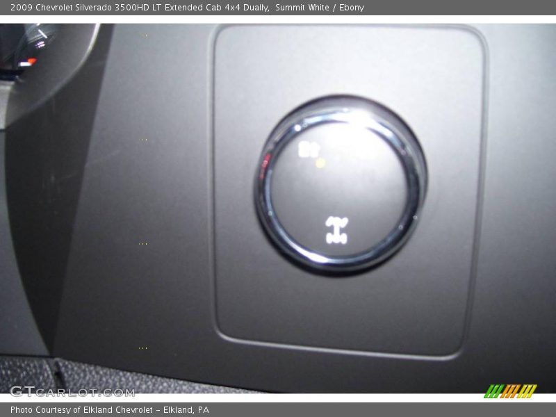 Summit White / Ebony 2009 Chevrolet Silverado 3500HD LT Extended Cab 4x4 Dually