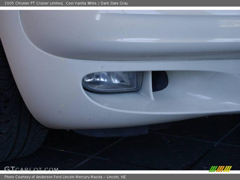 Cool Vanilla White / Dark Slate Gray 2005 Chrysler PT Cruiser Limited
