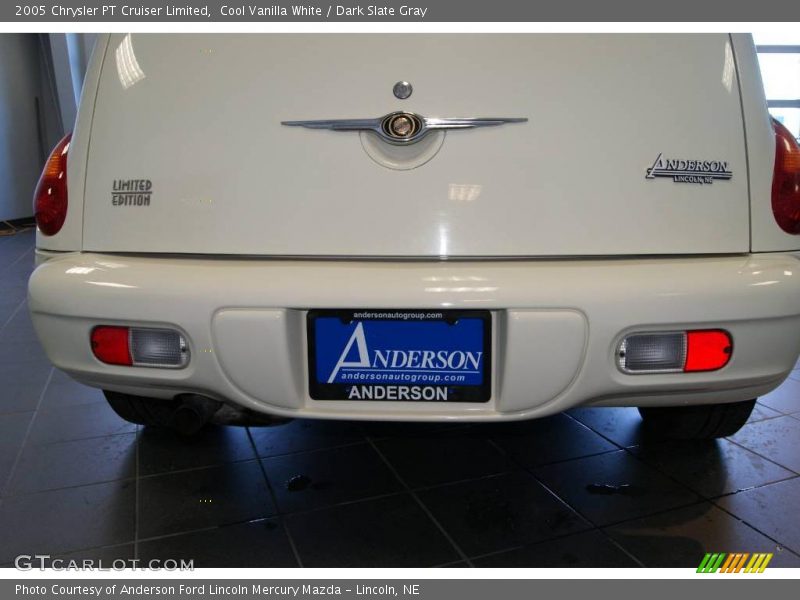 Cool Vanilla White / Dark Slate Gray 2005 Chrysler PT Cruiser Limited