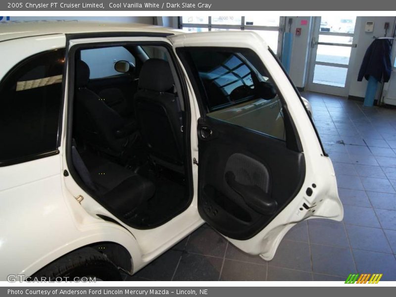 Cool Vanilla White / Dark Slate Gray 2005 Chrysler PT Cruiser Limited