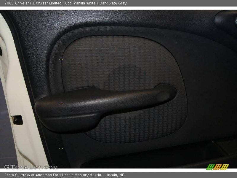 Cool Vanilla White / Dark Slate Gray 2005 Chrysler PT Cruiser Limited