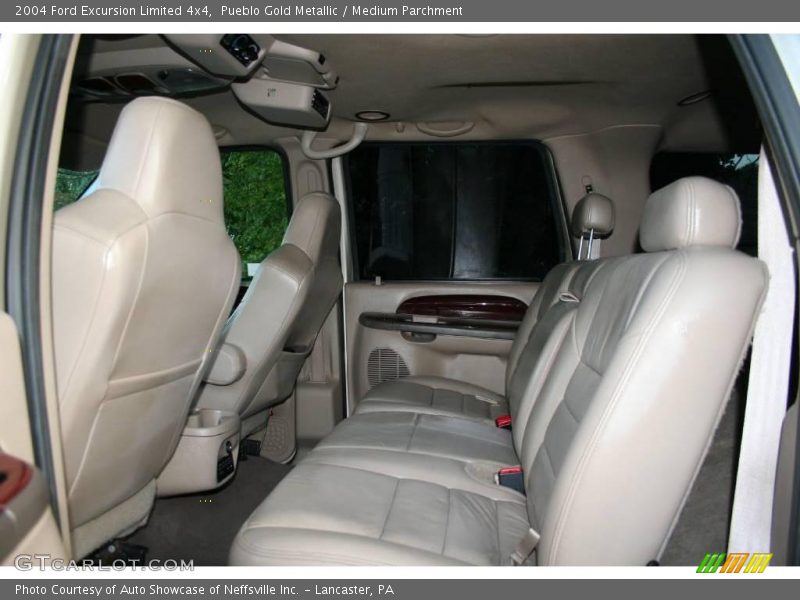 Pueblo Gold Metallic / Medium Parchment 2004 Ford Excursion Limited 4x4