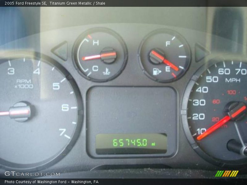 Titanium Green Metallic / Shale 2005 Ford Freestyle SE