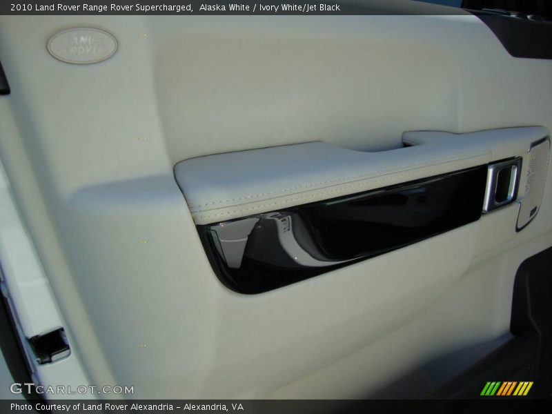 Alaska White / Ivory White/Jet Black 2010 Land Rover Range Rover Supercharged