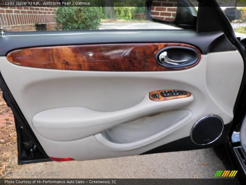 Anthracite Pearl / Oatmeal 1999 Jaguar XJ XJR