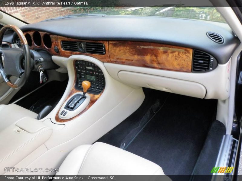 Anthracite Pearl / Oatmeal 1999 Jaguar XJ XJR