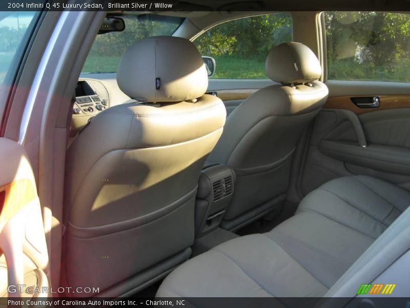 Brilliant Silver / Willow 2004 Infiniti Q 45 Luxury Sedan