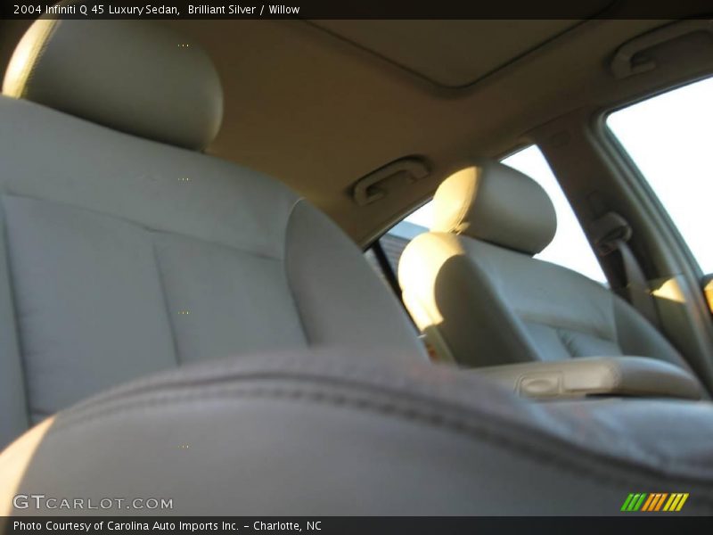 Brilliant Silver / Willow 2004 Infiniti Q 45 Luxury Sedan