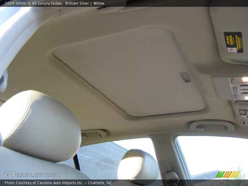 Brilliant Silver / Willow 2004 Infiniti Q 45 Luxury Sedan