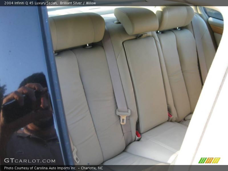 Brilliant Silver / Willow 2004 Infiniti Q 45 Luxury Sedan