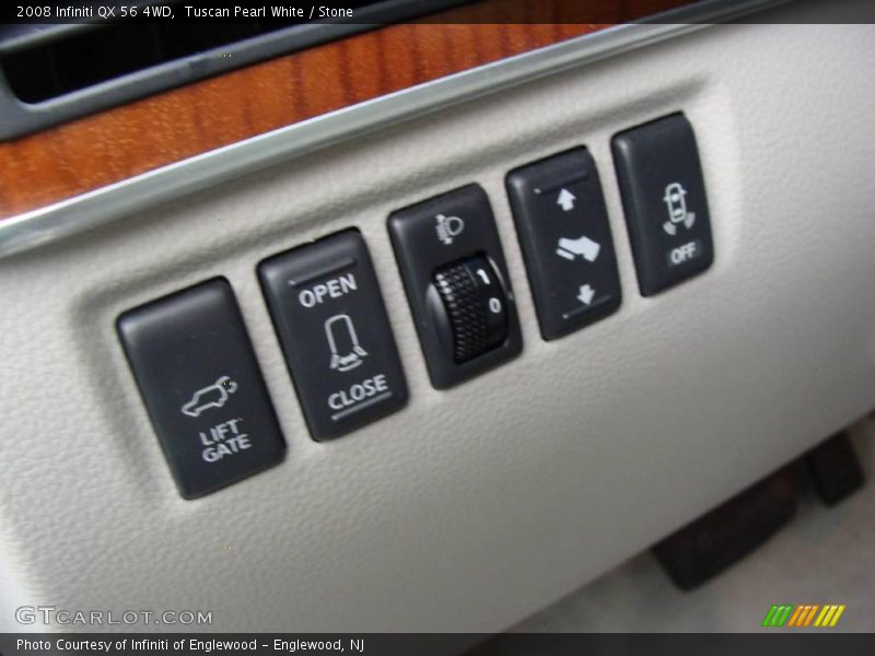 Tuscan Pearl White / Stone 2008 Infiniti QX 56 4WD