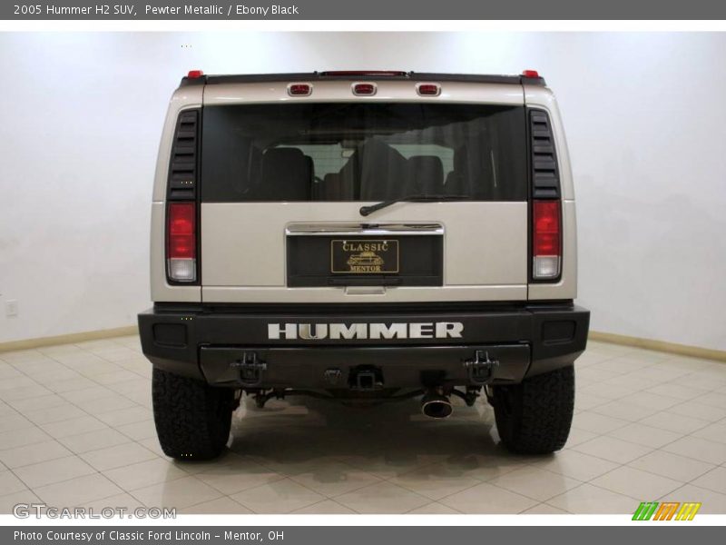 Pewter Metallic / Ebony Black 2005 Hummer H2 SUV