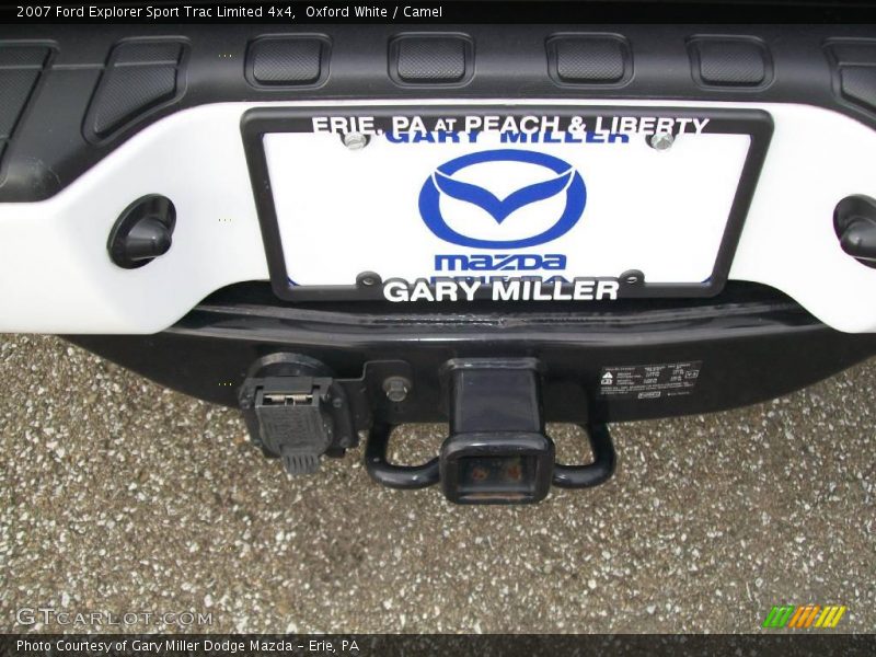 Oxford White / Camel 2007 Ford Explorer Sport Trac Limited 4x4