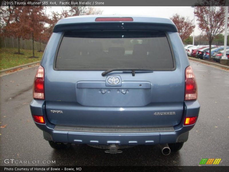 Pacific Blue Metallic / Stone 2005 Toyota 4Runner SR5 4x4