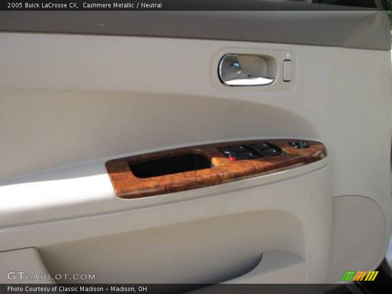 Cashmere Metallic / Neutral 2005 Buick LaCrosse CX