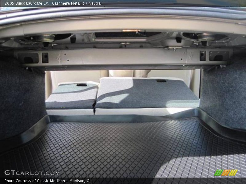 Cashmere Metallic / Neutral 2005 Buick LaCrosse CX