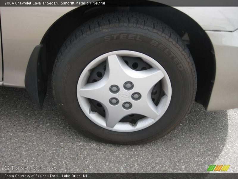 Sandrift Metallic / Neutral 2004 Chevrolet Cavalier Sedan