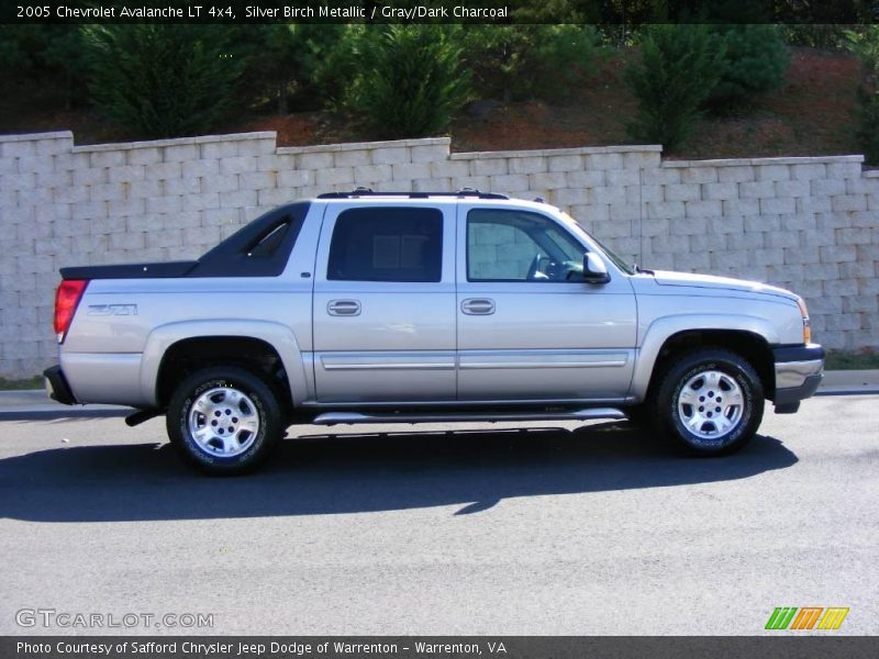 Silver Birch Metallic / Gray/Dark Charcoal 2005 Chevrolet Avalanche LT 4x4
