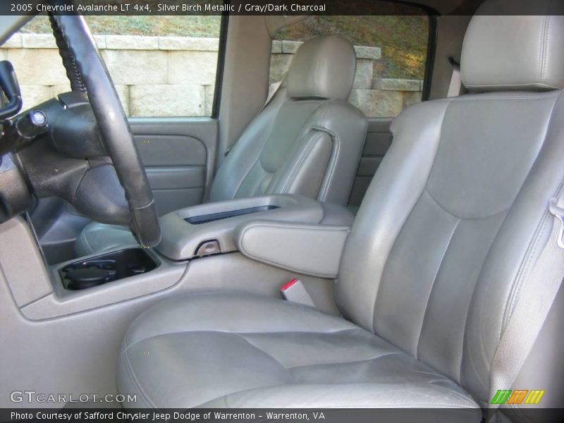 Silver Birch Metallic / Gray/Dark Charcoal 2005 Chevrolet Avalanche LT 4x4