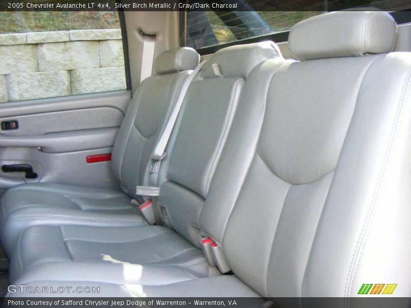 Silver Birch Metallic / Gray/Dark Charcoal 2005 Chevrolet Avalanche LT 4x4