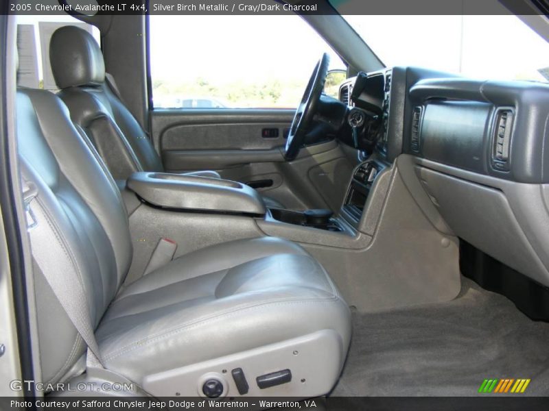 Silver Birch Metallic / Gray/Dark Charcoal 2005 Chevrolet Avalanche LT 4x4
