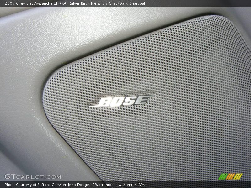 Silver Birch Metallic / Gray/Dark Charcoal 2005 Chevrolet Avalanche LT 4x4