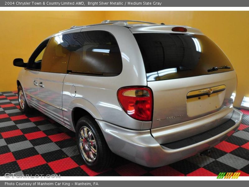 Bright Silver Metallic / Medium Slate Gray 2004 Chrysler Town & Country Limited AWD