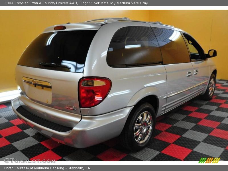 Bright Silver Metallic / Medium Slate Gray 2004 Chrysler Town & Country Limited AWD