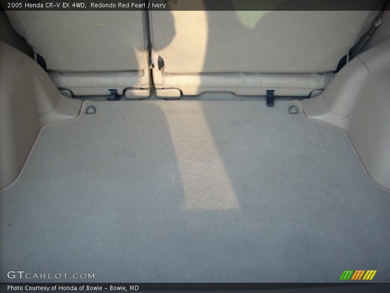 Redondo Red Pearl / Ivory 2005 Honda CR-V EX 4WD