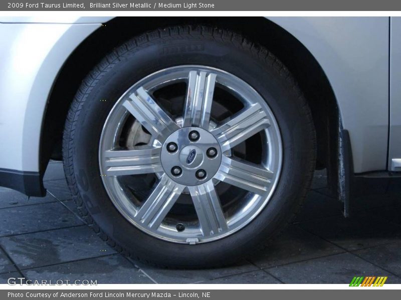 Brilliant Silver Metallic / Medium Light Stone 2009 Ford Taurus Limited