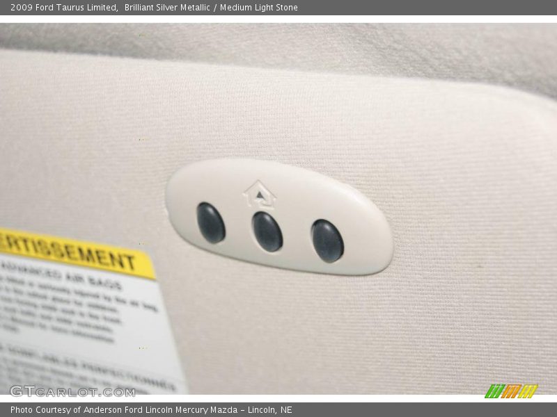 Brilliant Silver Metallic / Medium Light Stone 2009 Ford Taurus Limited