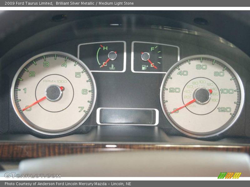 Brilliant Silver Metallic / Medium Light Stone 2009 Ford Taurus Limited
