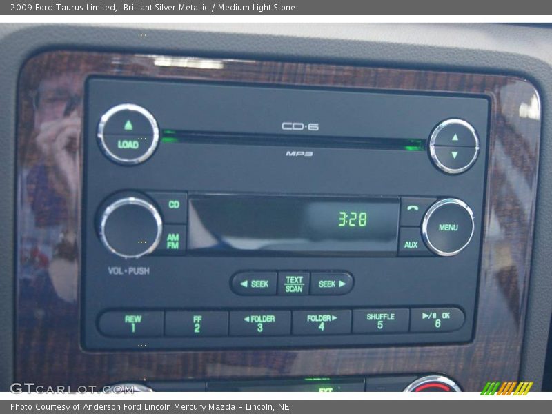 Brilliant Silver Metallic / Medium Light Stone 2009 Ford Taurus Limited