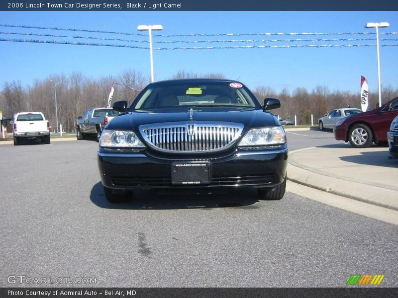 Black / Light Camel 2006 Lincoln Town Car Designer Series