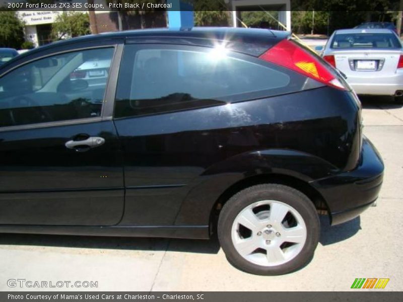 Pitch Black / Charcoal 2007 Ford Focus ZX3 SES Coupe