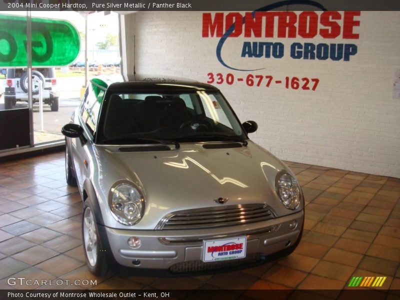 Pure Silver Metallic / Panther Black 2004 Mini Cooper Hardtop