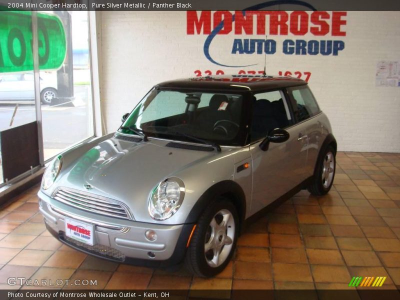 Pure Silver Metallic / Panther Black 2004 Mini Cooper Hardtop