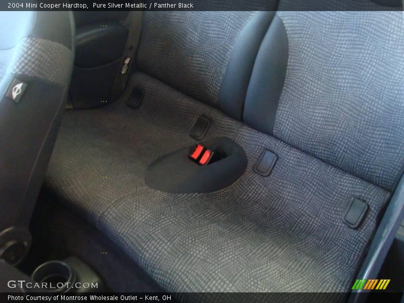 Pure Silver Metallic / Panther Black 2004 Mini Cooper Hardtop