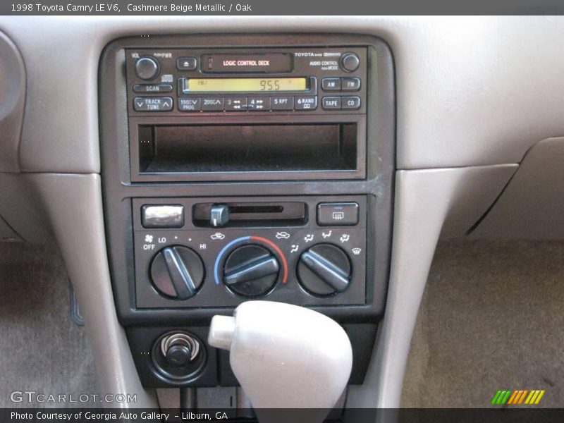 Cashmere Beige Metallic / Oak 1998 Toyota Camry LE V6