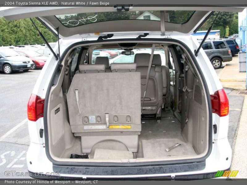 Natural White / Fawn Beige 2004 Toyota Sienna XLE AWD