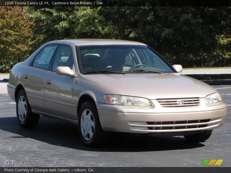 Cashmere Beige Metallic / Oak 1998 Toyota Camry LE V6