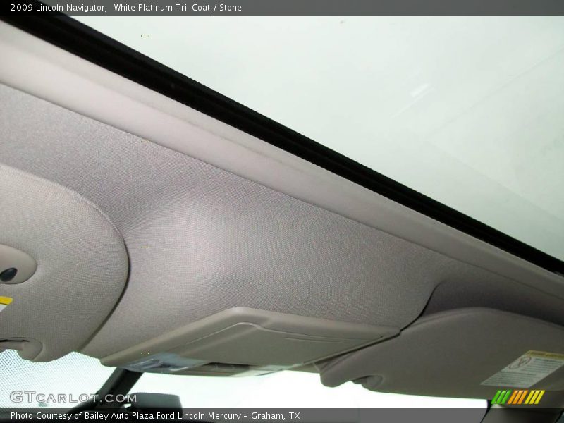 White Platinum Tri-Coat / Stone 2009 Lincoln Navigator