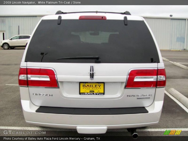 White Platinum Tri-Coat / Stone 2009 Lincoln Navigator