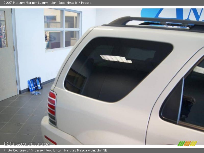 Light Sage Metallic / Pebble 2007 Mercury Mariner Luxury